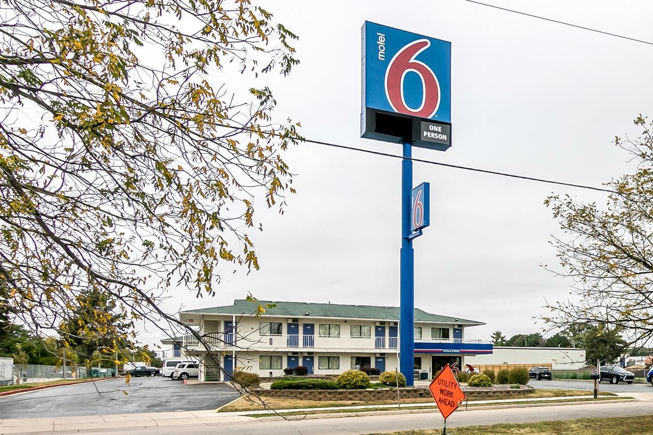 Motel 6-Janesville, Wi Bagian luar foto